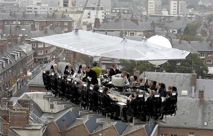 Dinner in the Sky